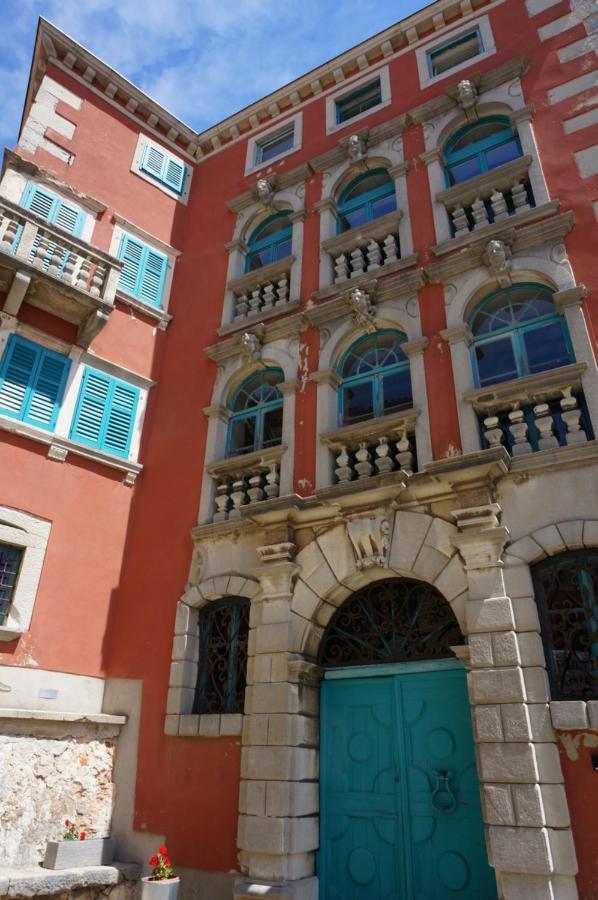 Apartment Layla - Intermezzo With Sea View In Center Of Rabac Exterior foto