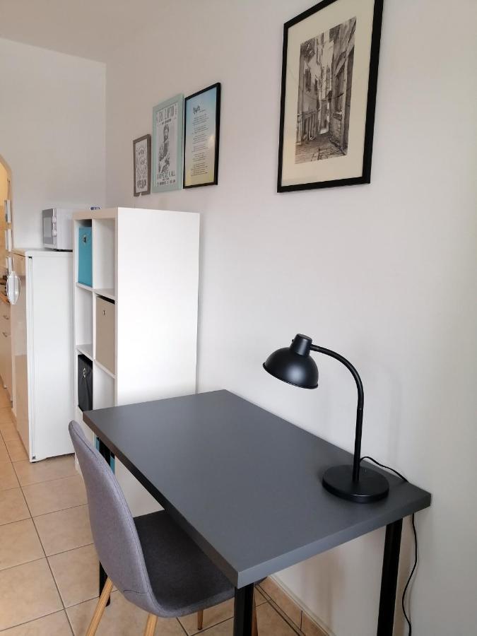 Apartment Layla - Intermezzo With Sea View In Center Of Rabac Exterior foto