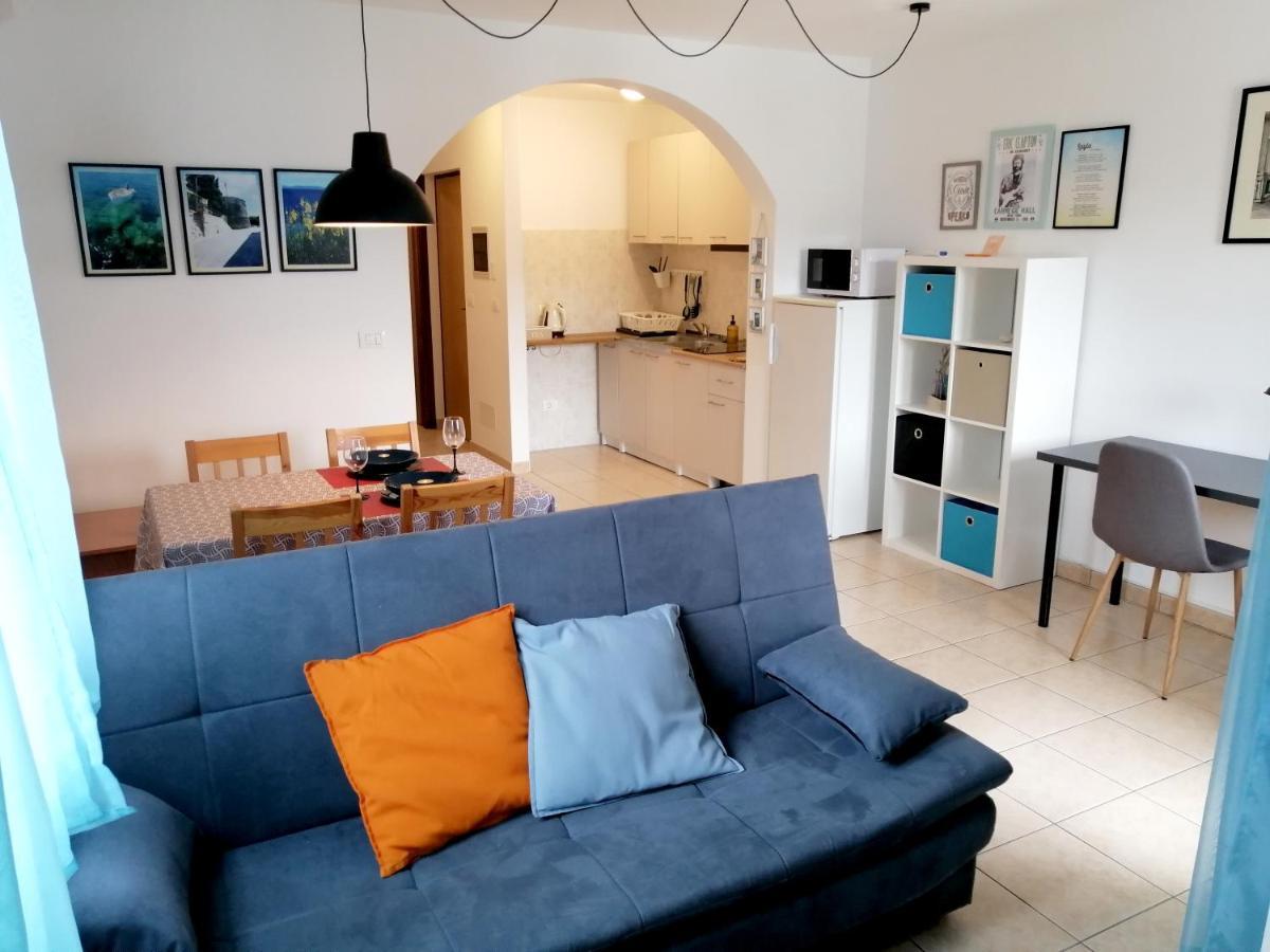 Apartment Layla - Intermezzo With Sea View In Center Of Rabac Exterior foto