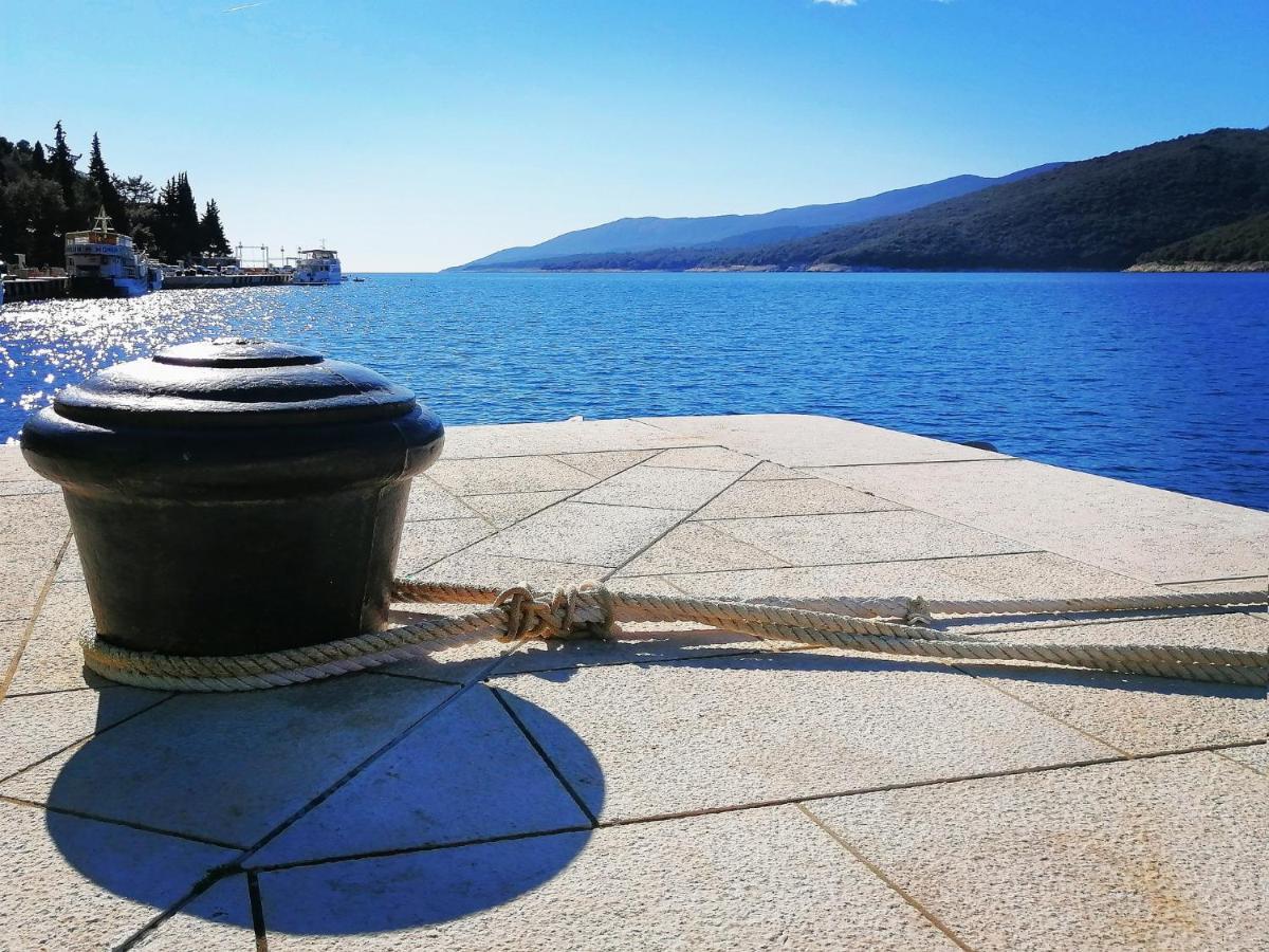 Apartment Layla - Intermezzo With Sea View In Center Of Rabac Exterior foto